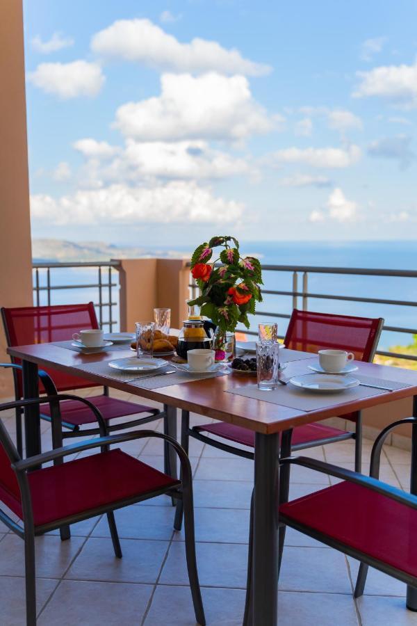 Deluxe Villa Kamba With Sea View Aptera Eksteriør bilde