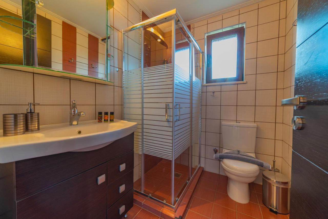 Deluxe Villa Kamba With Sea View Aptera Eksteriør bilde